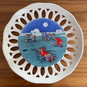 VINTAGE Skemo Inuit Motif Decorative Porcelain Plate Viletta Canada Gift Idea